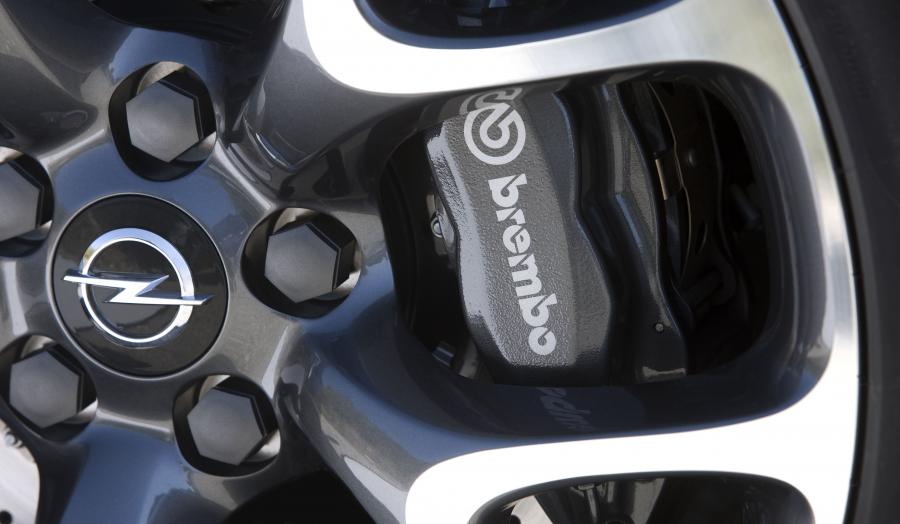 Колеса Opel Insignia OPC 2009 года  (фото 28 из 57)